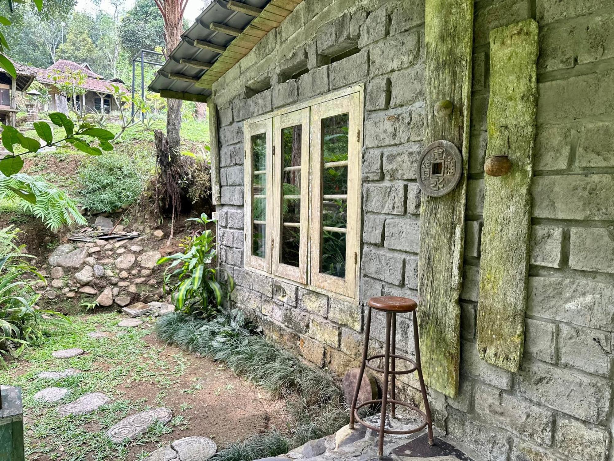 Oemah Tepi Sawah Villa Джатилувих Екстериор снимка