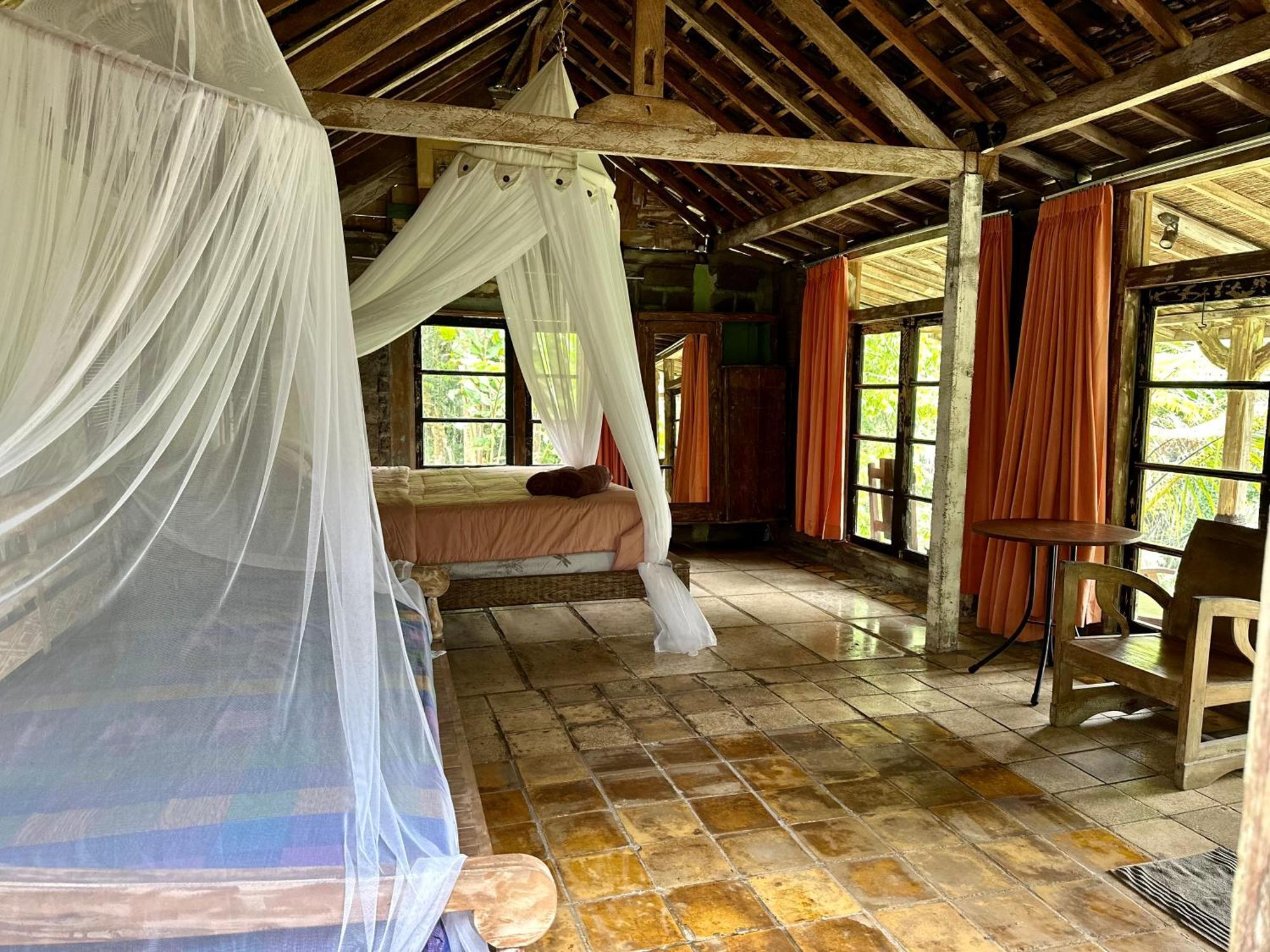 Oemah Tepi Sawah Villa Джатилувих Екстериор снимка
